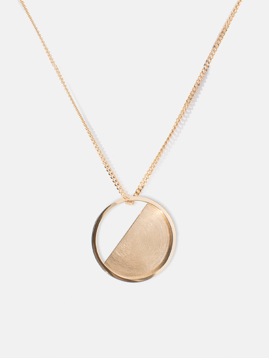 Circle Necklace M in Gold Vermeil