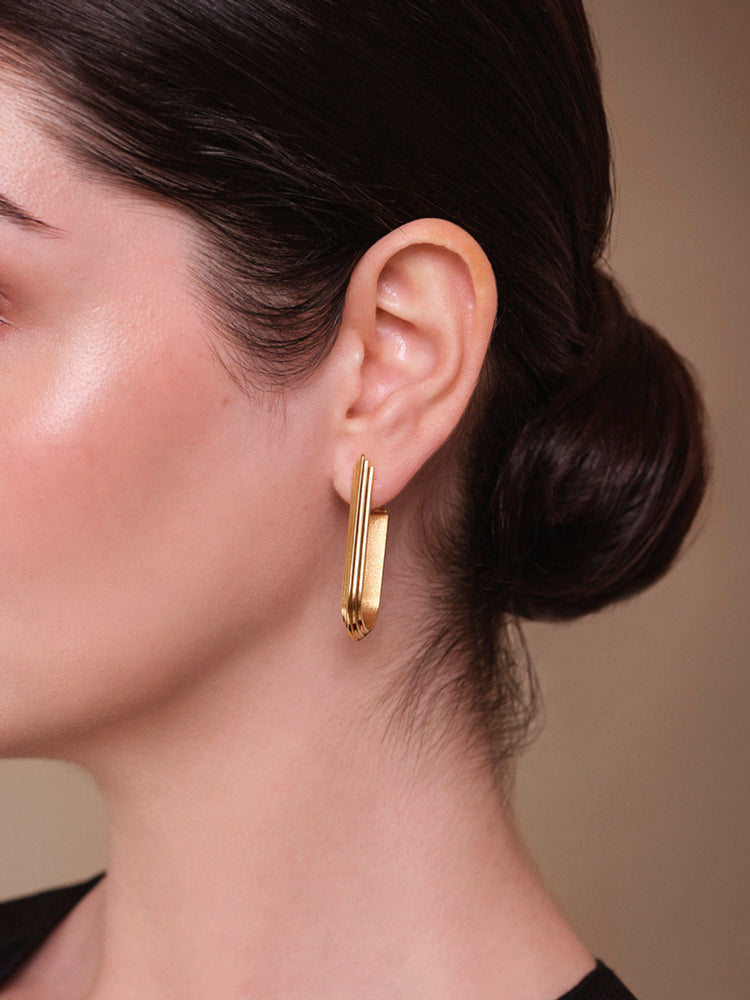 Rockefeller Oval Hoops in Gold Vermeil