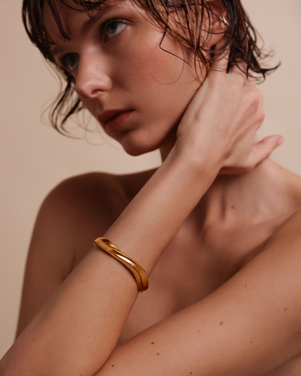 Zaha Bangle in Gold Vermeil