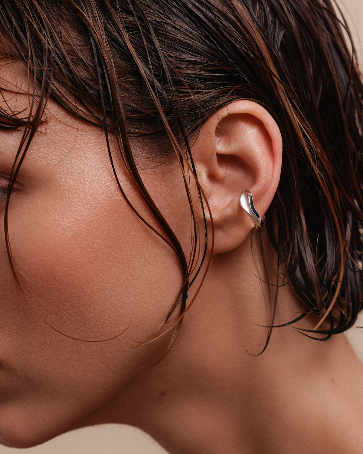 Zaha Ear cuff in Gold Vermeil