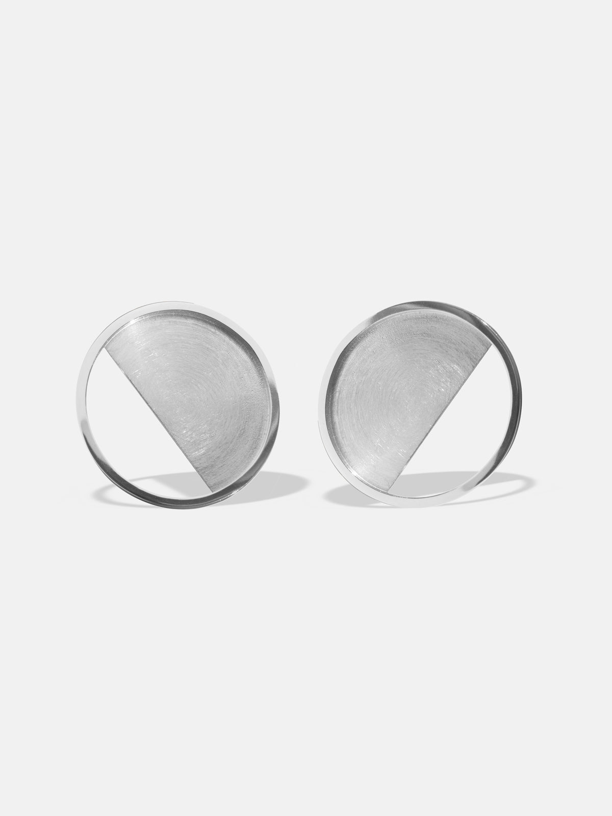 Circle Earrings L in Gold Vermeil