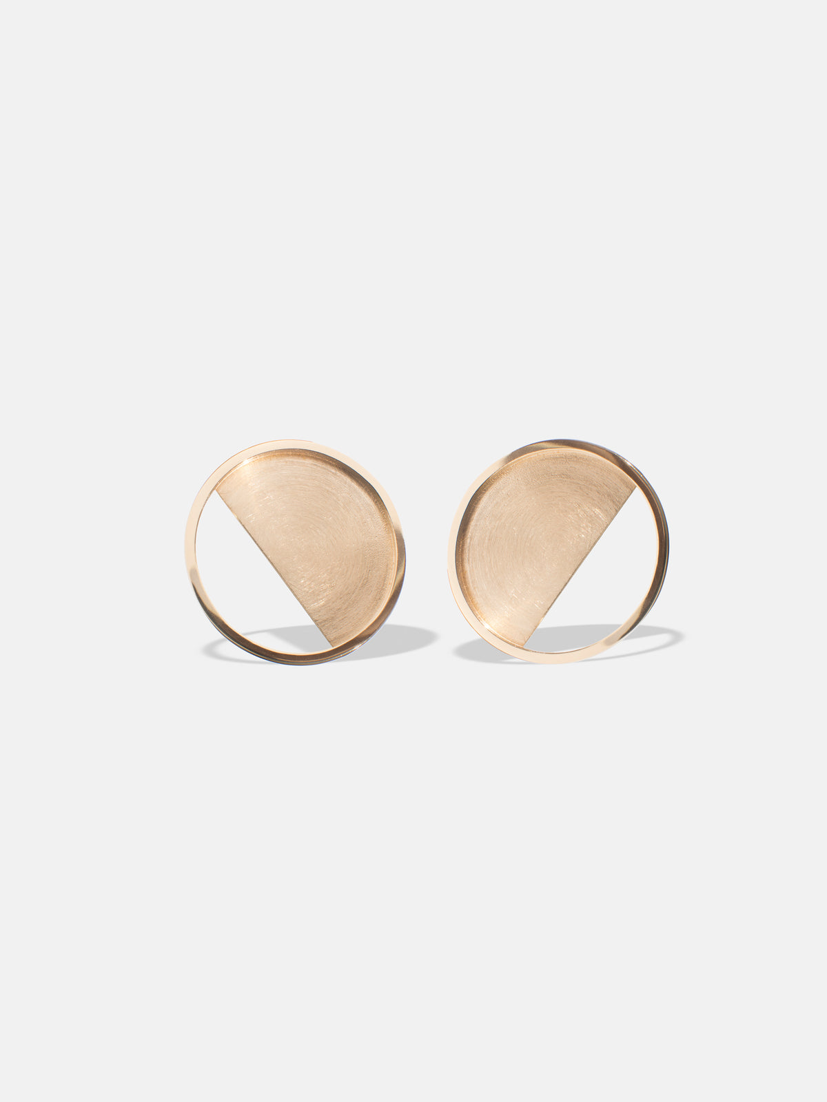 Circle Earrings M in Gold Vermeil
