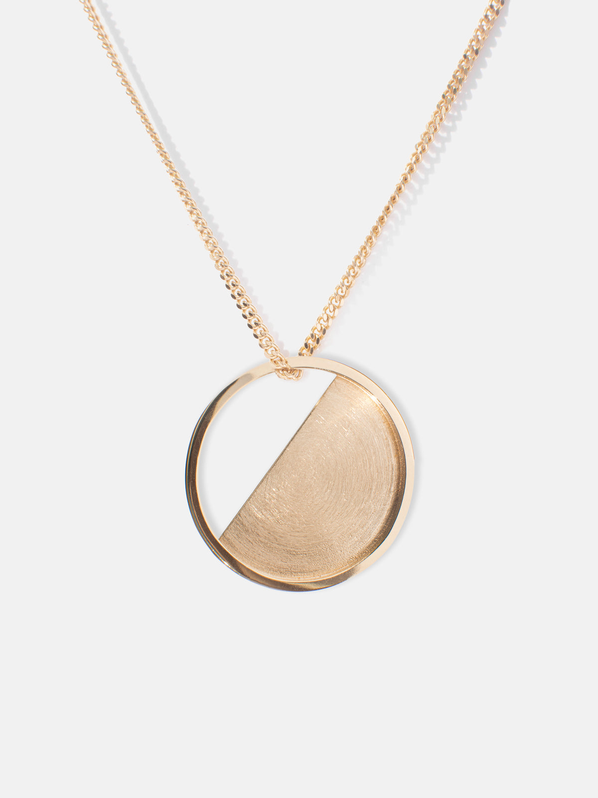 Circle Necklace L in Gold Vermeil