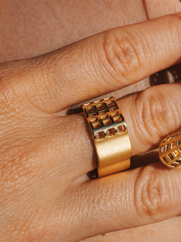 Sejima Ring