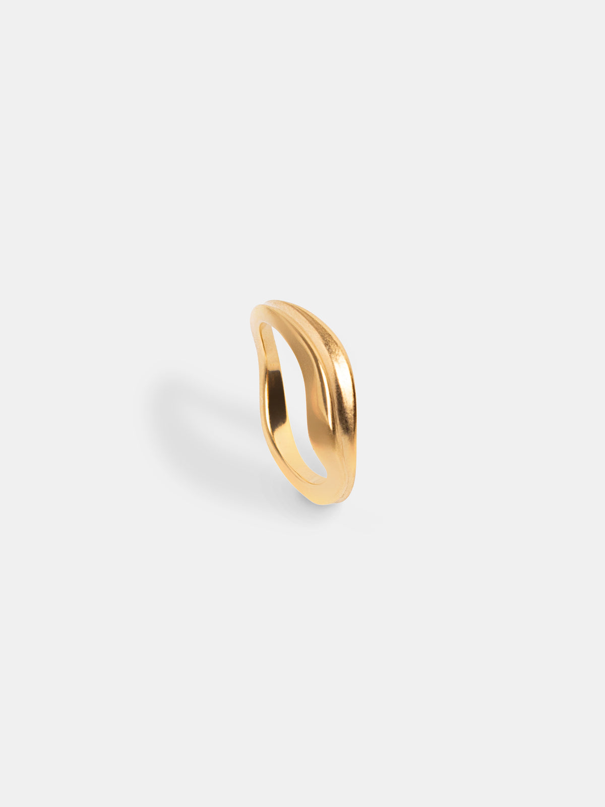 Zaha Ring in Gold Vermeil
