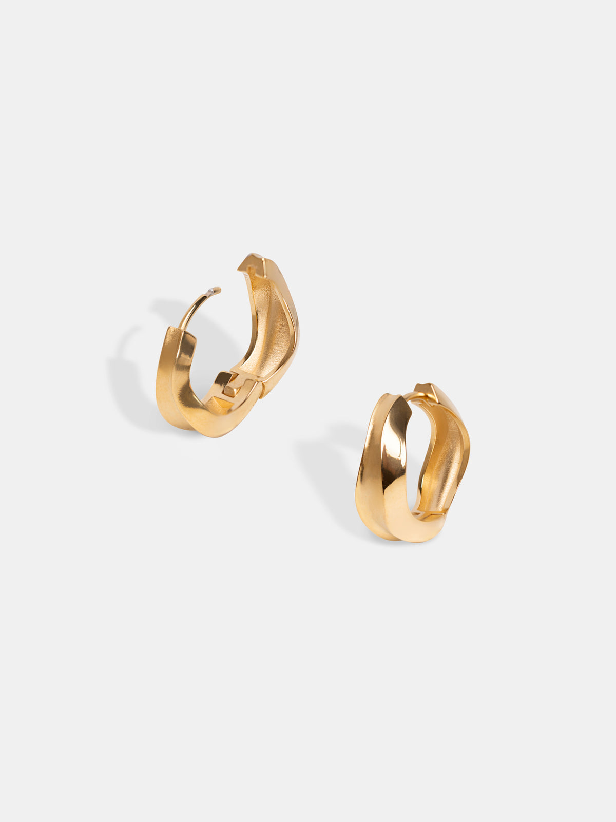 Zaha Hoops